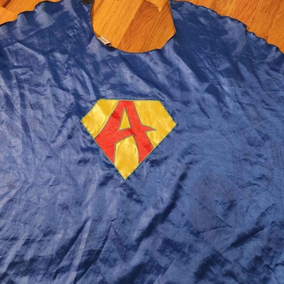AVENGERS CAPE Halloween Costume ACCESSORY Royal Blue With LOGO, ONESIZE FITS ALL - Picture 3 of 9